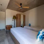 Notos Club فيلة كاس